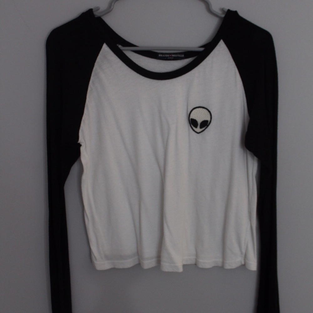 Brandy Melville long sleeved alien top